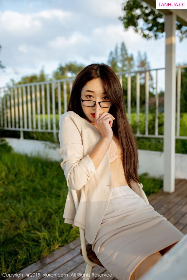 小九月  [XIUREN]高清写真图 2019.09.27 小九月第27张图片